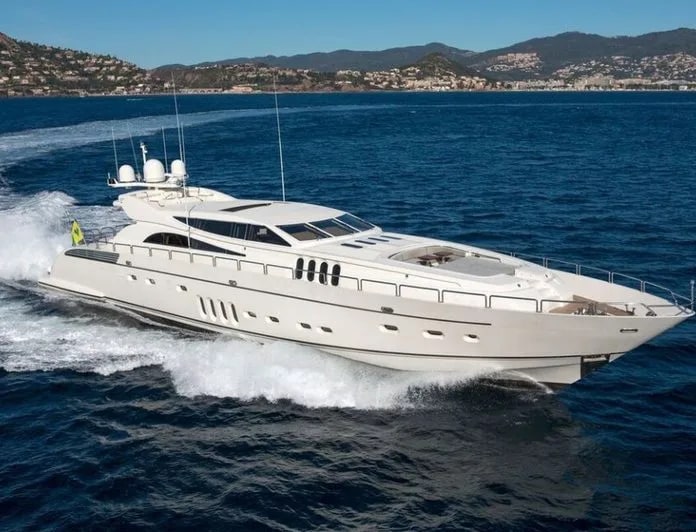 M/Y EOL B