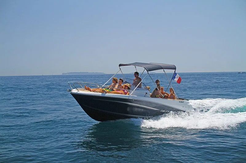 M/Y Jeanneau Cap Camarat