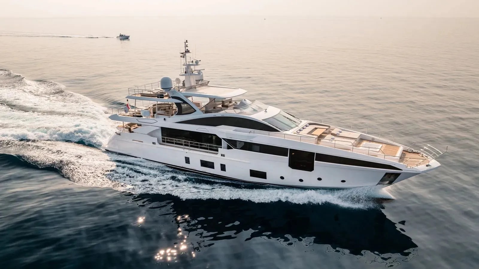 M/Y OWO