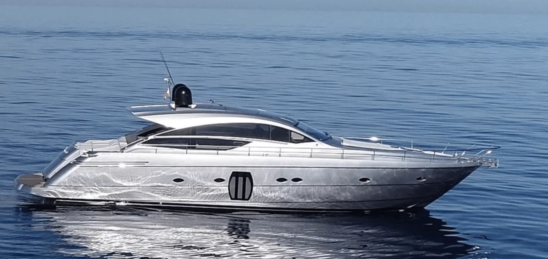 M/Y Pershing 64