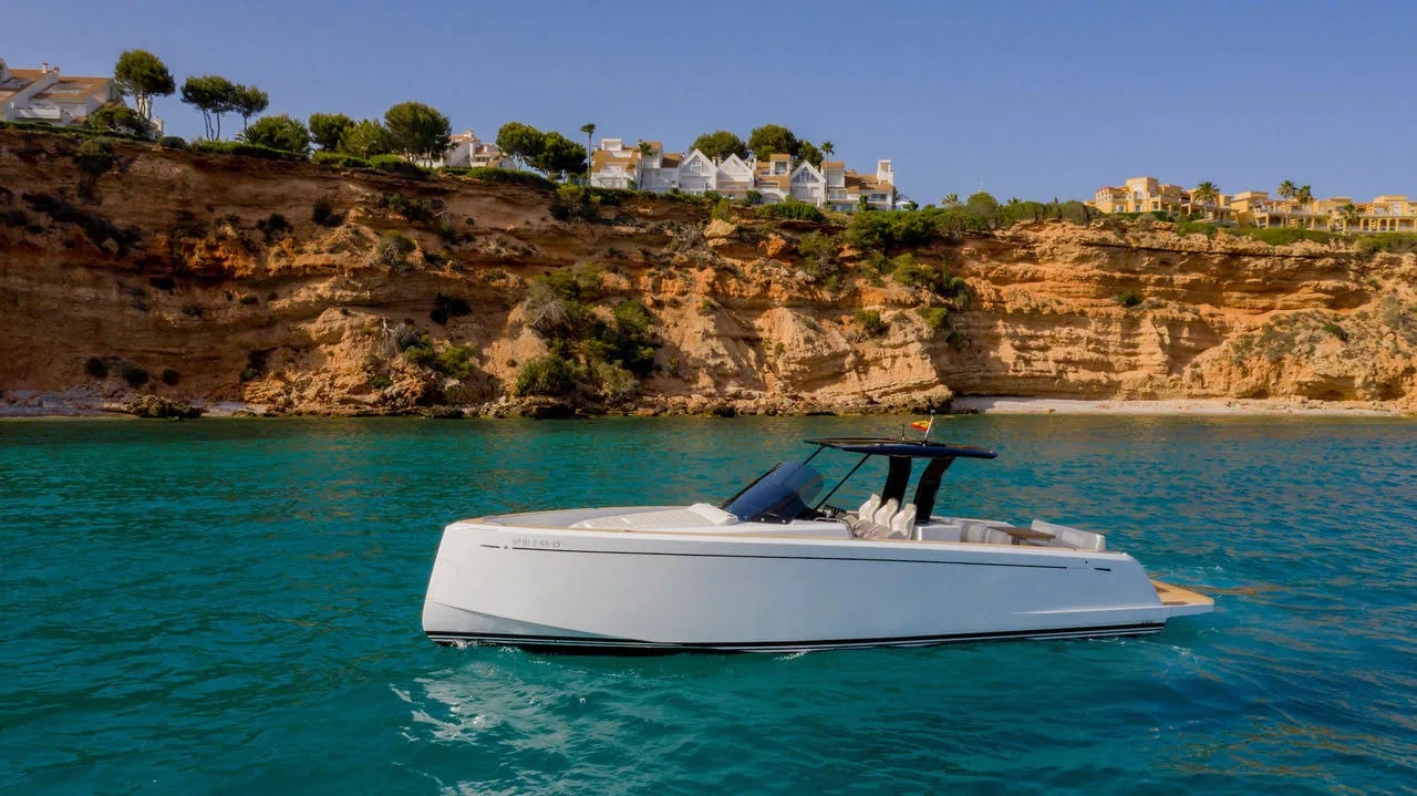 M/Y Plenty Pardo 38
