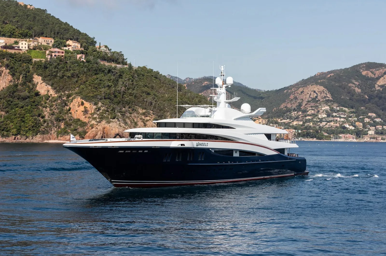 M/Y Wheels