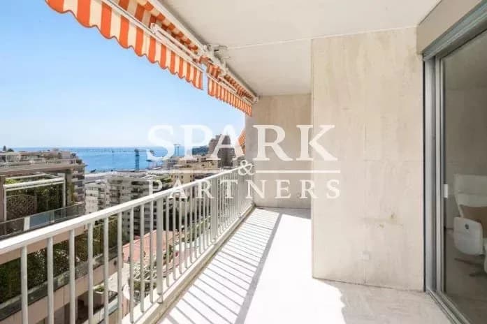 Monaco - Saint Roman - Appartement 3 pièces vue mer