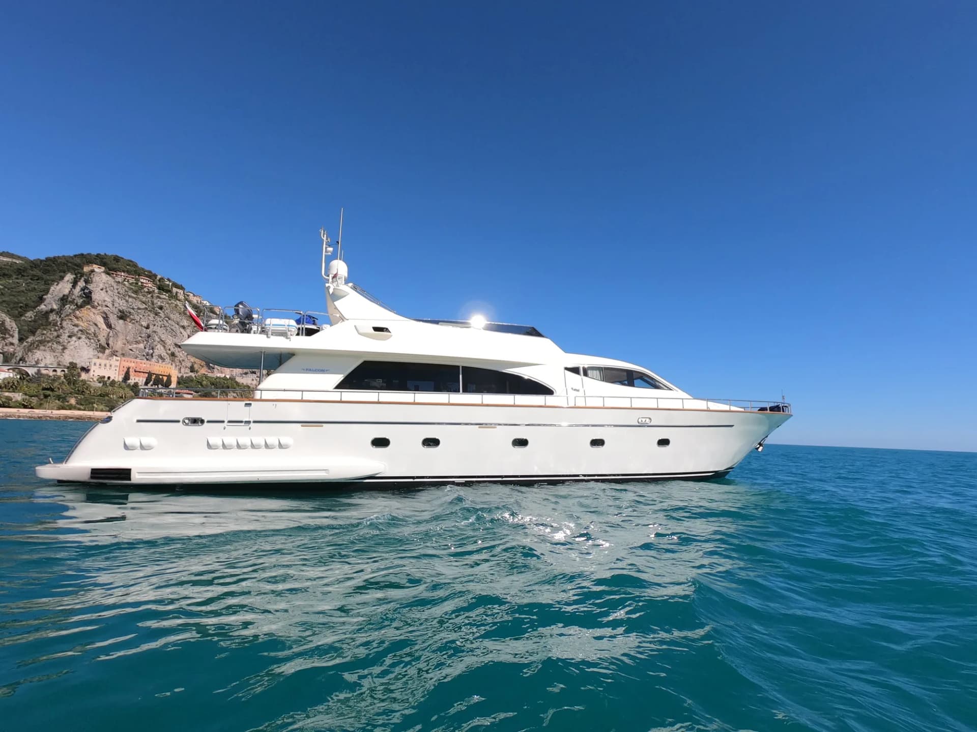 M/Y Leonida