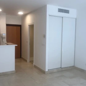 Studio mixed use in Condamine