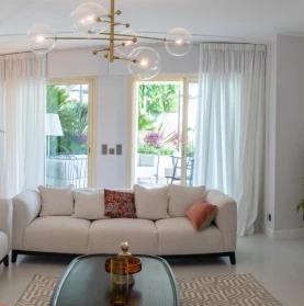 Luxurious Renovated 4-Room Penthouse