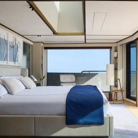 M/Y LA LA LAND