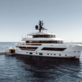 M/Y LA LA LAND