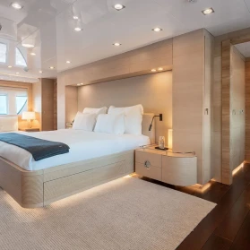 M/Y ZIA