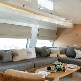M/Y ZIA