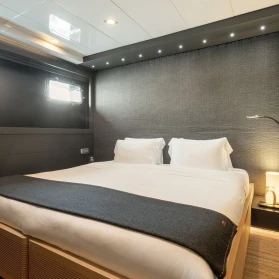 M/Y ZIA