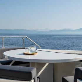 M/Y ZIA