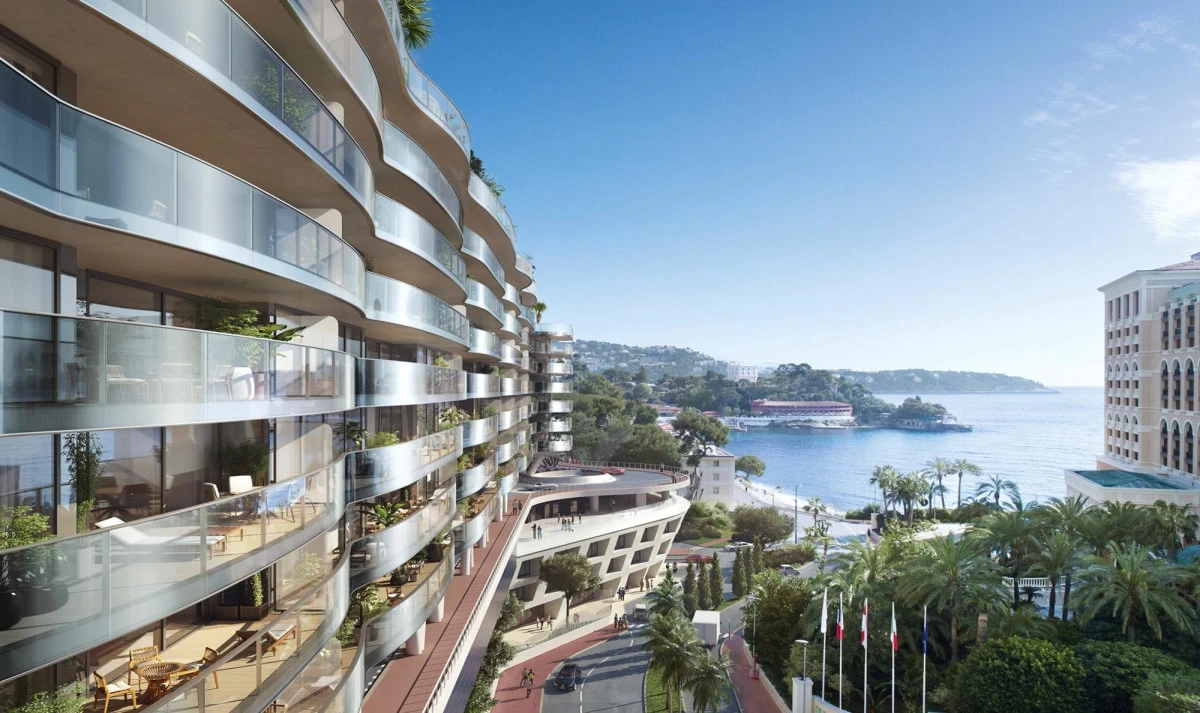 New Prestigious Construction on the Seafront